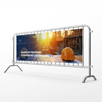 Absperrgitterbanner mit Firmenlogo