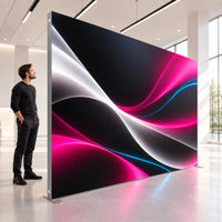 SEGO Lightbox Textilspannrahmen 3000 × 2000 mm, beleuchtet, im Ausstellungsraum
