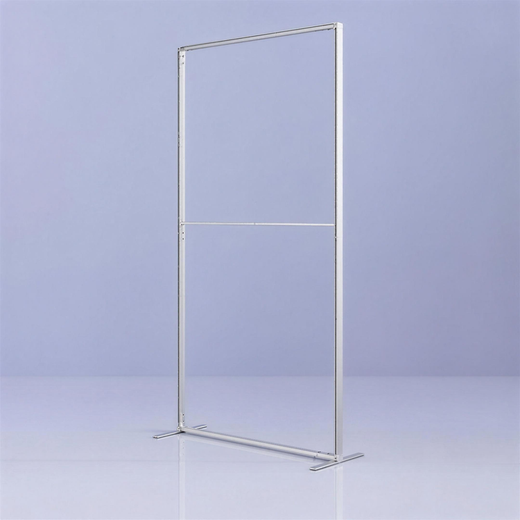Q-SEG Rahmen 1000 × 2000 mm: unbeleuchteter Aluminiumrahmen ohne Textil, Studioaufnahme