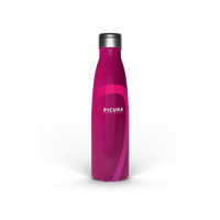 Thermobecher bedrucken lassen – Magenta Isolierflasche mit PICURA Logo und silbernem Deckel vor transparentem Hintergrund.