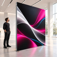 SEGO Lightbox Textilspannrahmen 2000 × 2250 mm, beleuchtet, im Ausstellungsraum